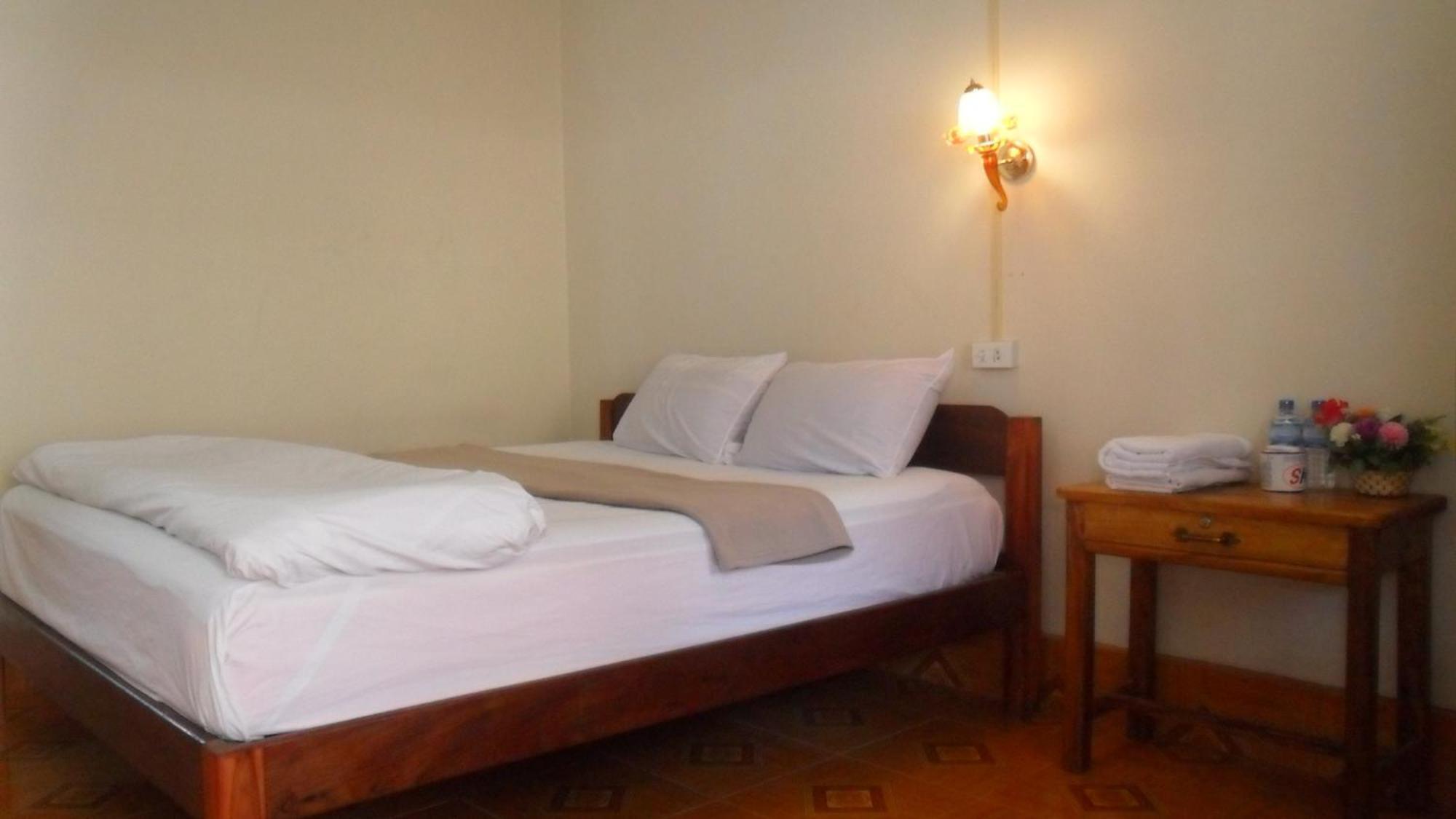 Meexai Guesthouse Nong Khiaw Bilik gambar