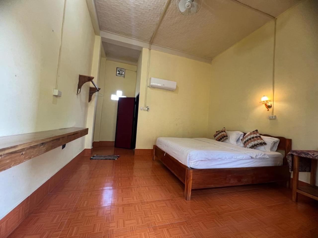 Meexai Guesthouse Nong Khiaw Luaran gambar