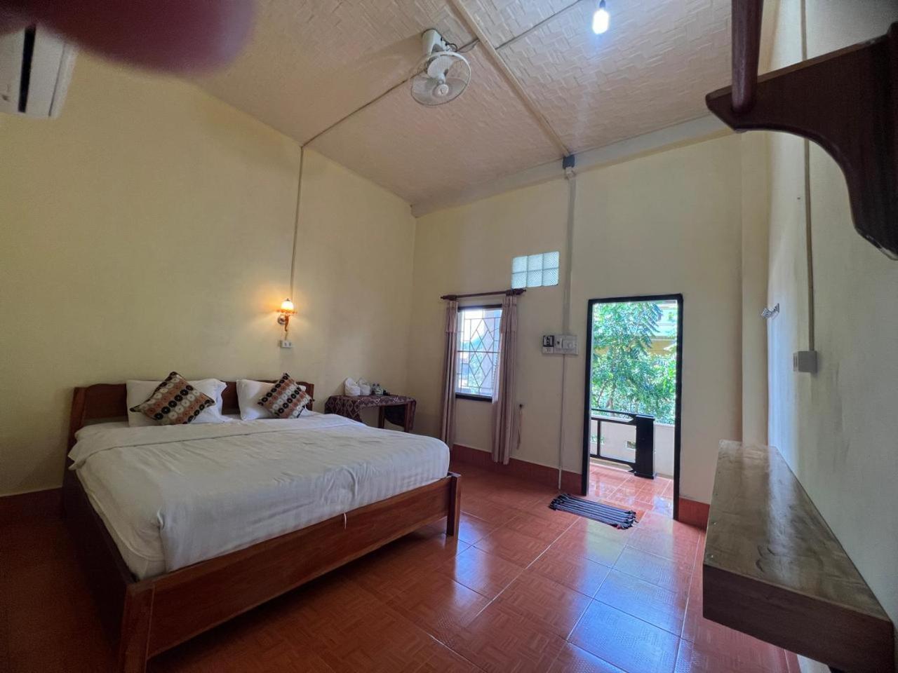 Meexai Guesthouse Nong Khiaw Luaran gambar