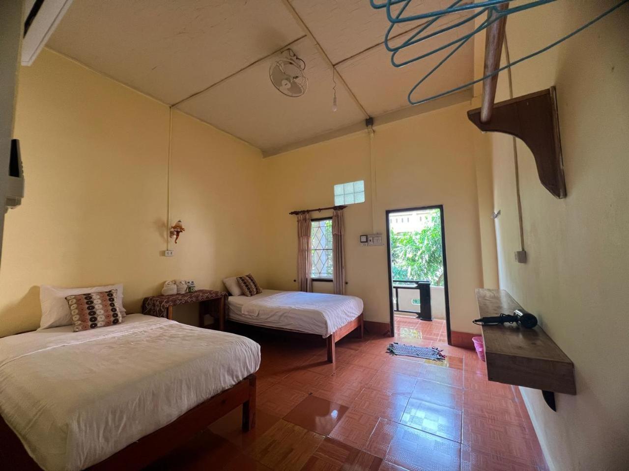 Meexai Guesthouse Nong Khiaw Luaran gambar